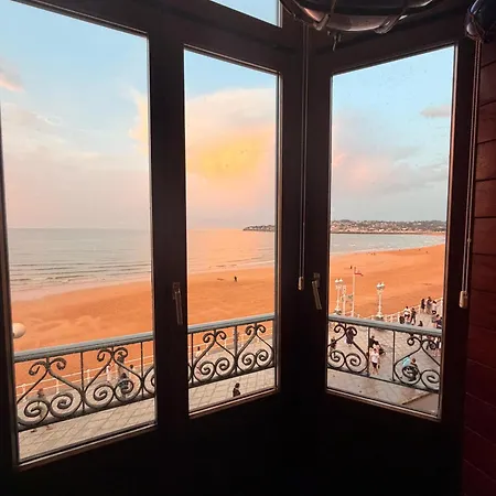 Vivienda En Frente Al Mar Gijón